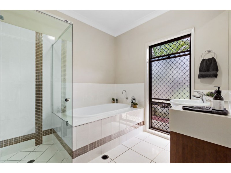 15 Rockford Drive, Bellbird Park QLD 4300