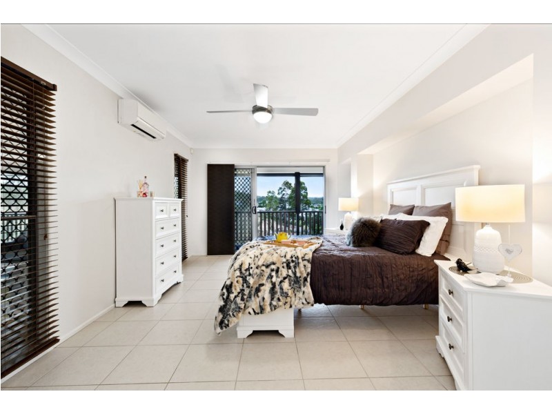 26 McAuley Crescent, Augustine Heights QLD 4300