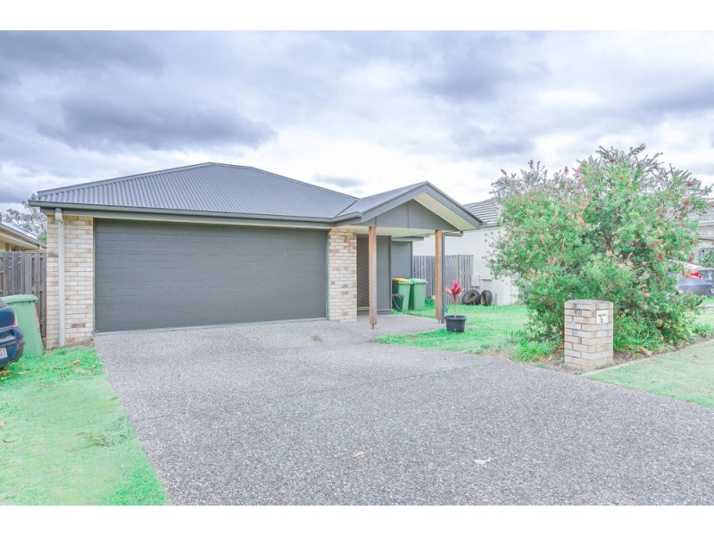 9 Rasmussen Crescent, Redbank Plains QLD 4301