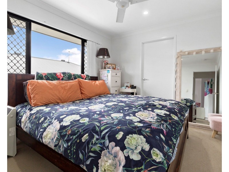 16 Tea Trees Avenue, Springfield Lakes QLD 4300