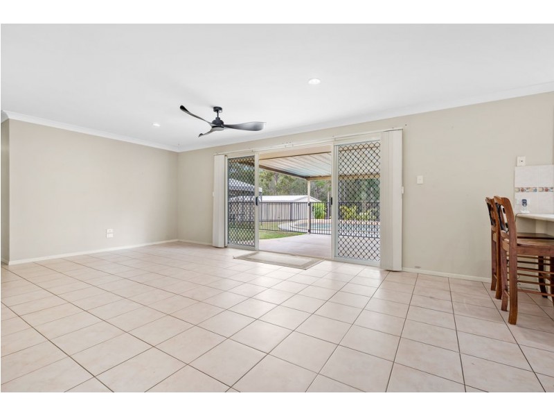 30 Tigercat Court, Greenbank QLD 4124