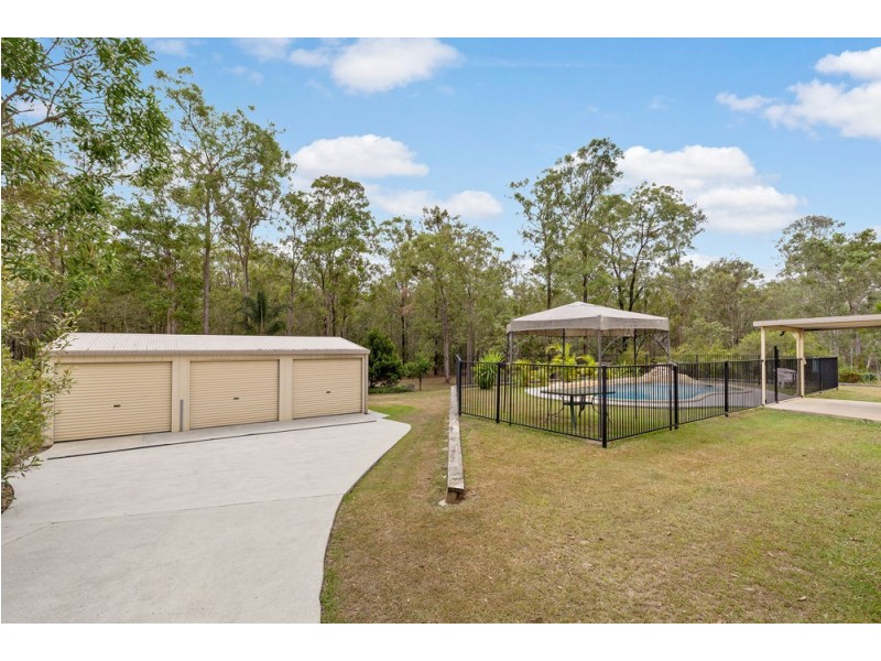 30 Tigercat Court, Greenbank QLD 4124