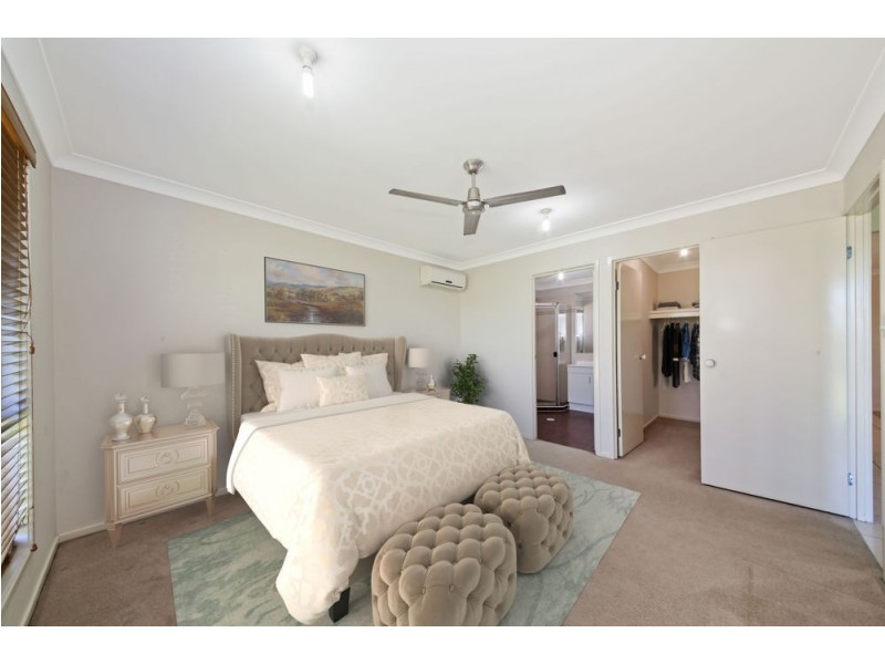 20 Jeff Collins Circuit, Bellbird Park QLD 4300