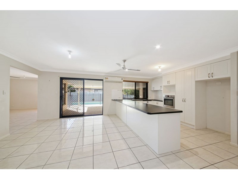 20 Jeff Collins Circuit, Bellbird Park QLD 4300