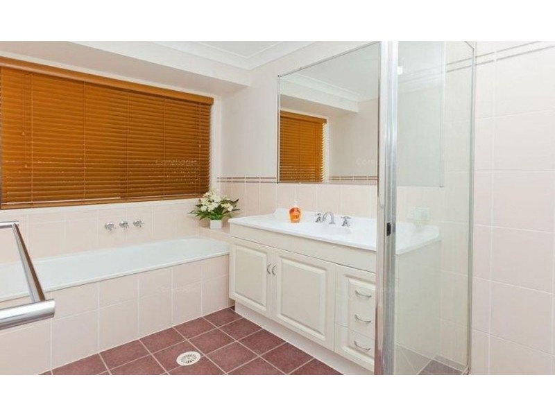 20 Jeff Collins Circuit, Bellbird Park QLD 4300