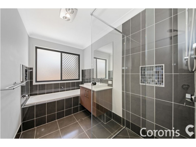 8 Glendale Cres, Heathwood QLD 4110