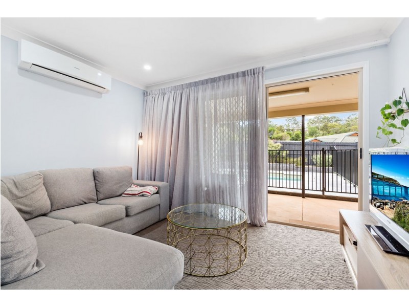 10 Pearse Drive, Brassall QLD 4305
