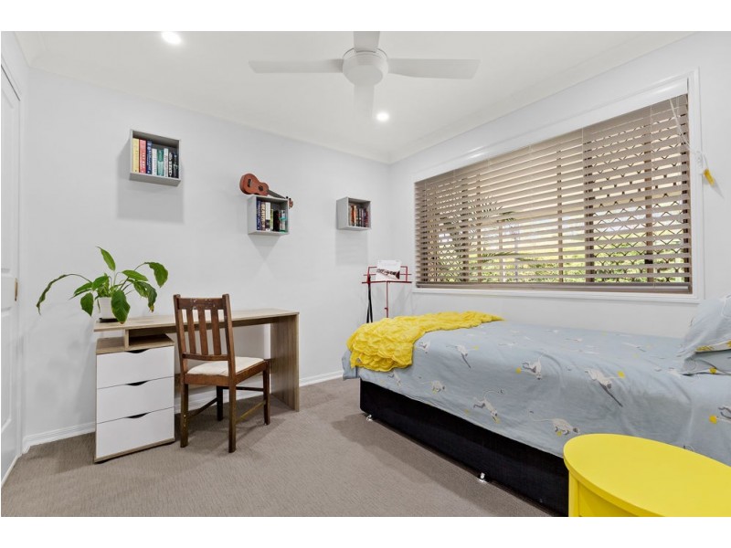 10 Pearse Drive, Brassall QLD 4305
