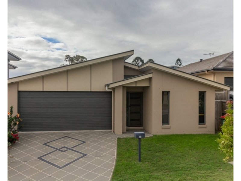 11 The Avenue, Heathwood QLD 4110