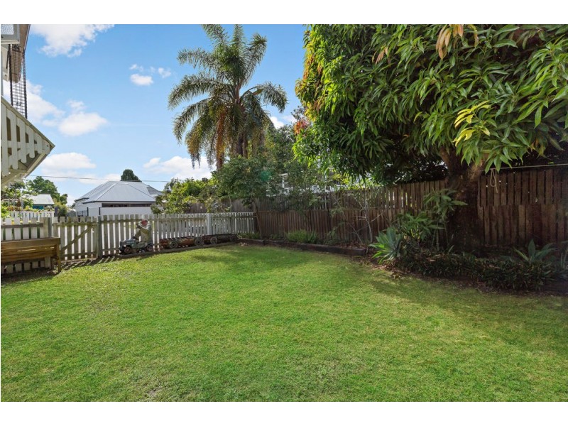 13a George Street, Newtown QLD 4305