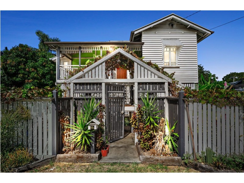 13a George Street, Newtown QLD 4305