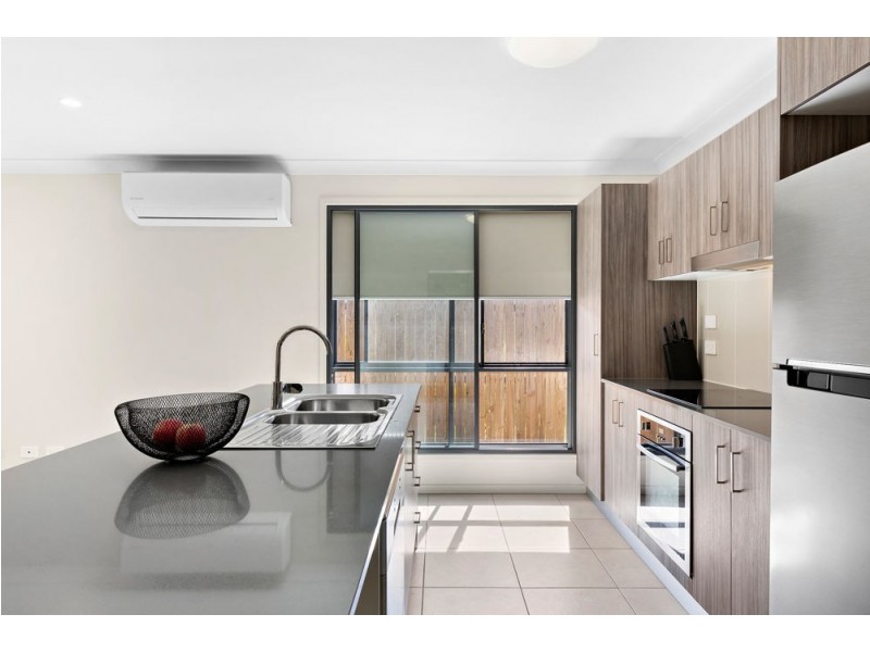 11 Caladenia Street, Deebing Heights QLD 4306