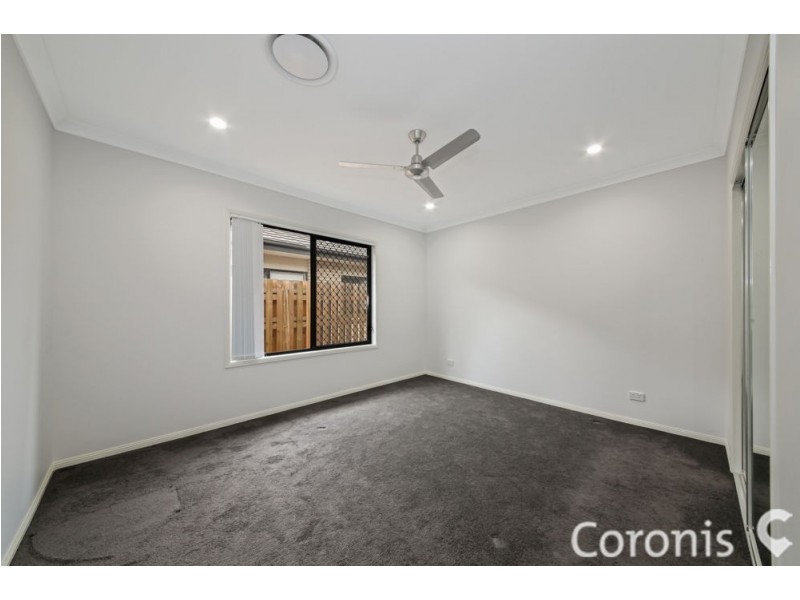 6 Mount Greville Way, Park Ridge QLD 4125