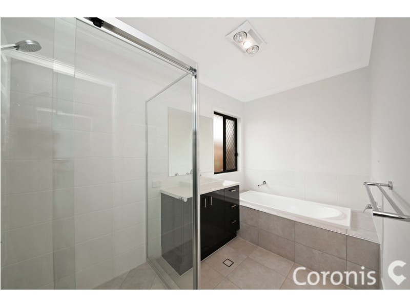 6 Mount Greville Way, Park Ridge QLD 4125