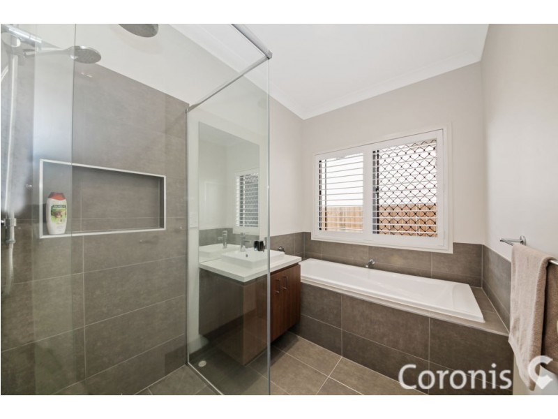 4 Wimbledon Close, Doolandella QLD 4077