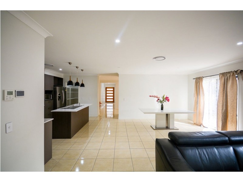 2 Fallon Court, Goodna QLD 4300