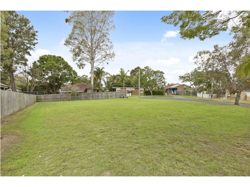 2 Fallon Court, Goodna QLD 4300