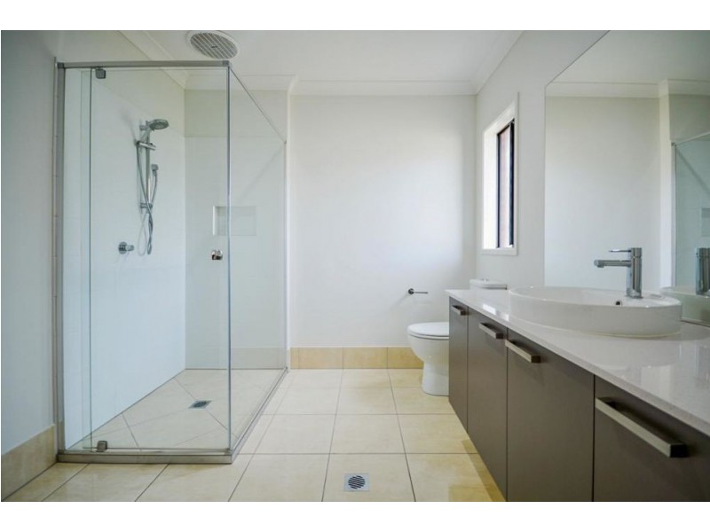 2 Fallon Court, Goodna QLD 4300