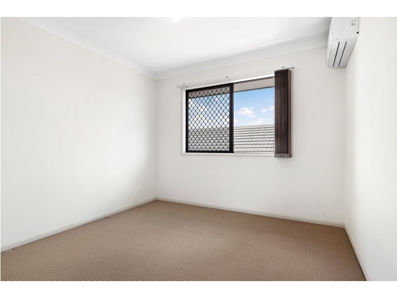 40 Serene Crescent, Springfield Lakes QLD 4300