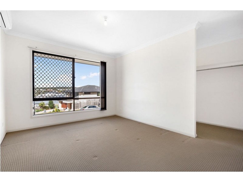 40 Serene Crescent, Springfield Lakes QLD 4300