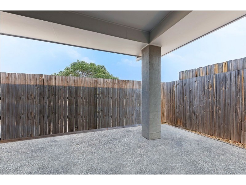 5 Lindwall Court, Springfield Lakes QLD 4300