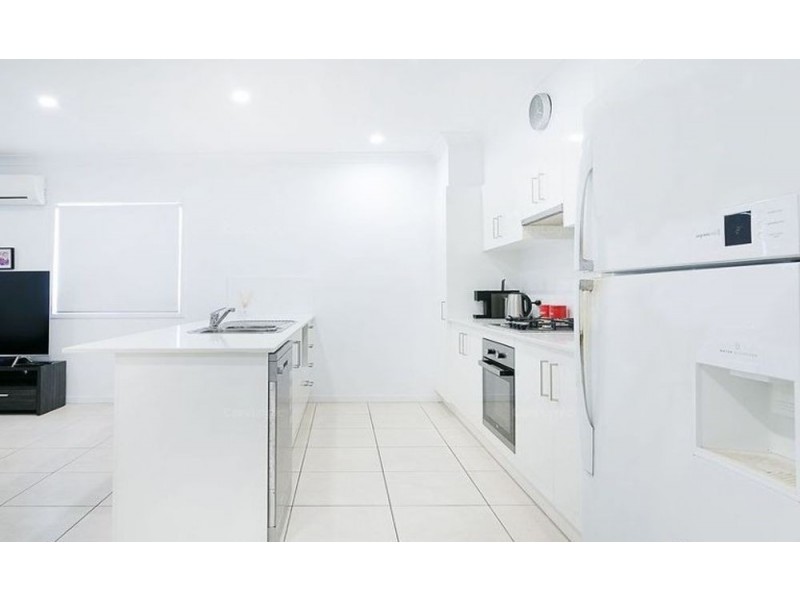 20 Mount Barney Cres, Park Ridge QLD 4125