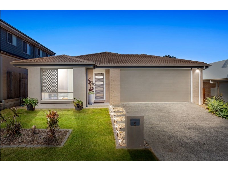 5 Brushbox Street, Ripley QLD 4306