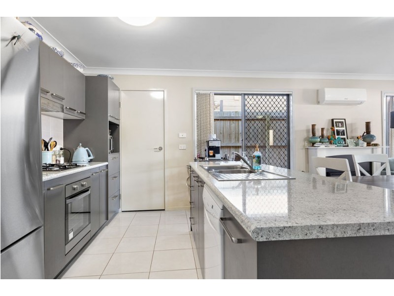 5 Brushbox Street, Ripley QLD 4306