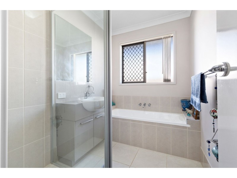 5 Brushbox Street, Ripley QLD 4306