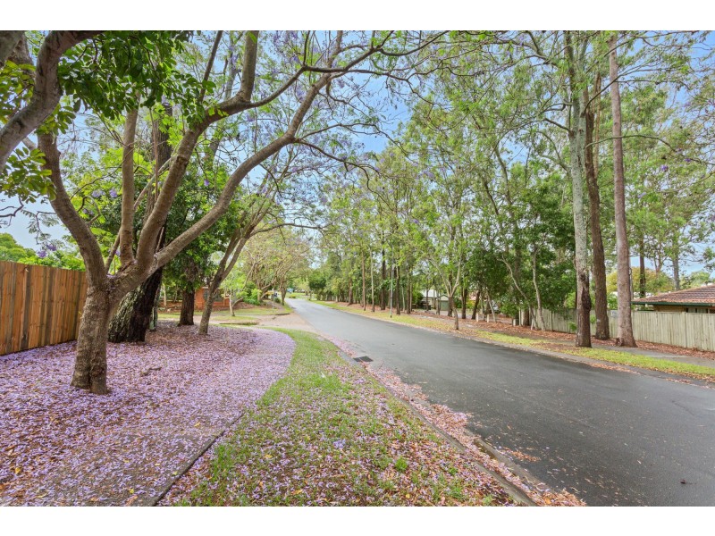 22 Elderslie Place, Forest Lake QLD 4078