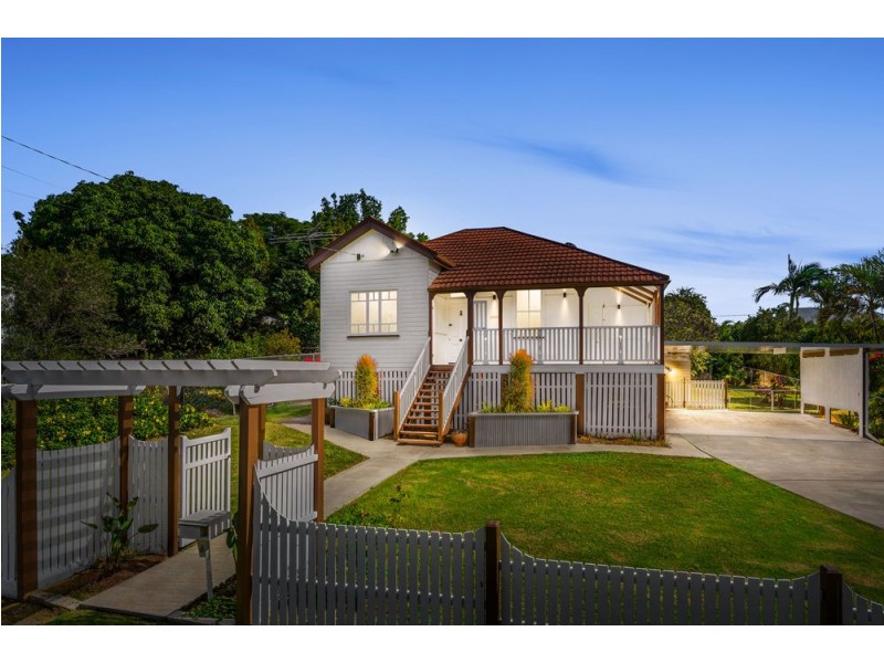 6 View Street, Woodend QLD 4305