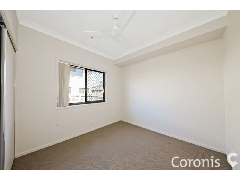 11 Ovals Terrace, Springfield Lakes QLD 4300