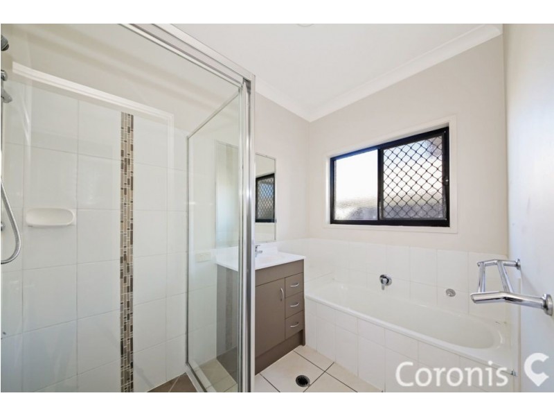 11 Ovals Terrace, Springfield Lakes QLD 4300