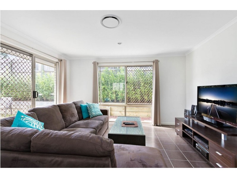 19 Daisy Street, Springfield Lakes QLD 4300