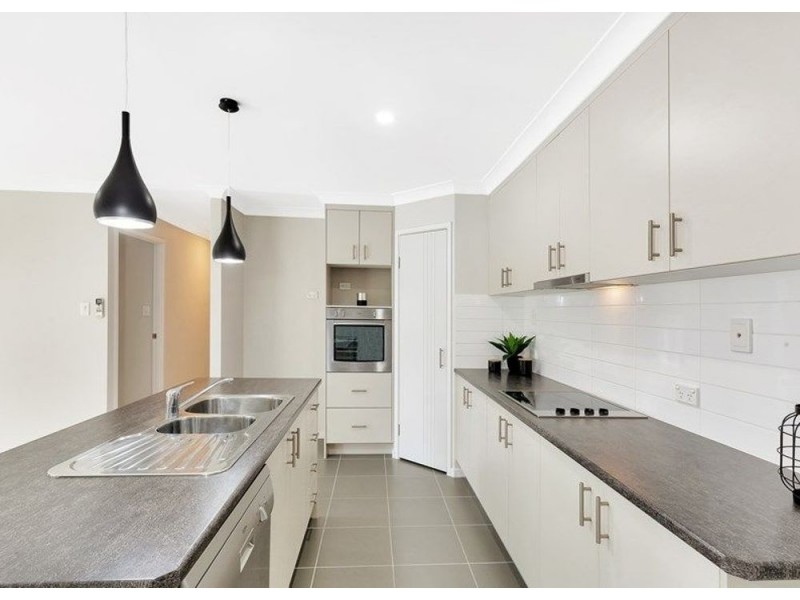 12 Trevor Street, Bellbird Park QLD 4300