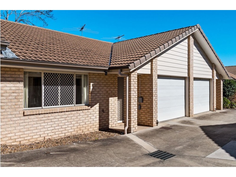 25/8 Rosegum Place, Redbank Plains QLD 4301
