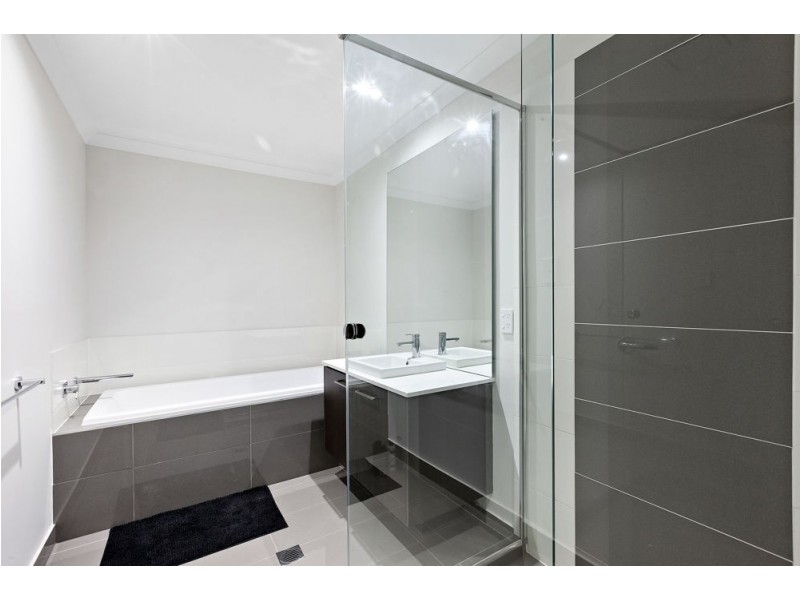 14 Capri Street, Springfield Lakes QLD 4300