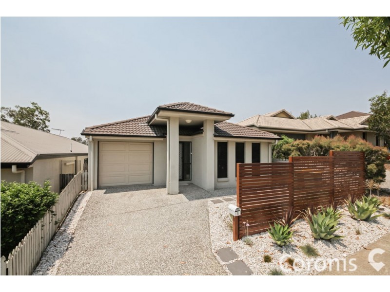 8 Riverside Cres, Springfield Lakes QLD 4300