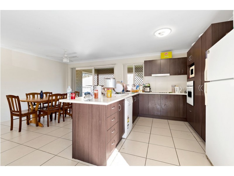 15 Weymouth Street, Bundamba QLD 4304