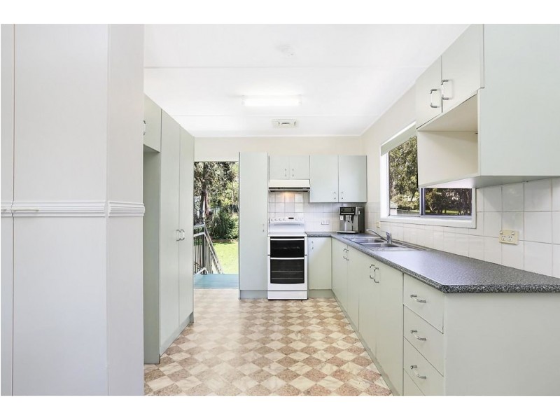 5 Frangipanni Street, Bellbird Park QLD 4300