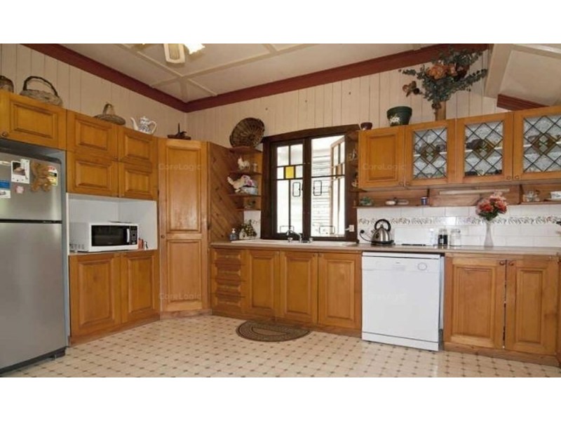 14 Salisbury Road, Ipswich QLD 4305