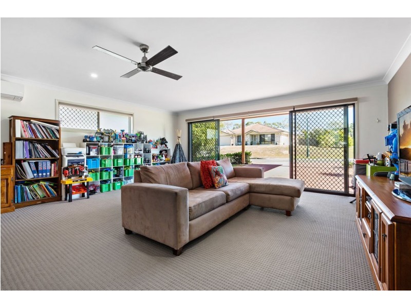 21 Dannika Way, Deebing Heights QLD 4306