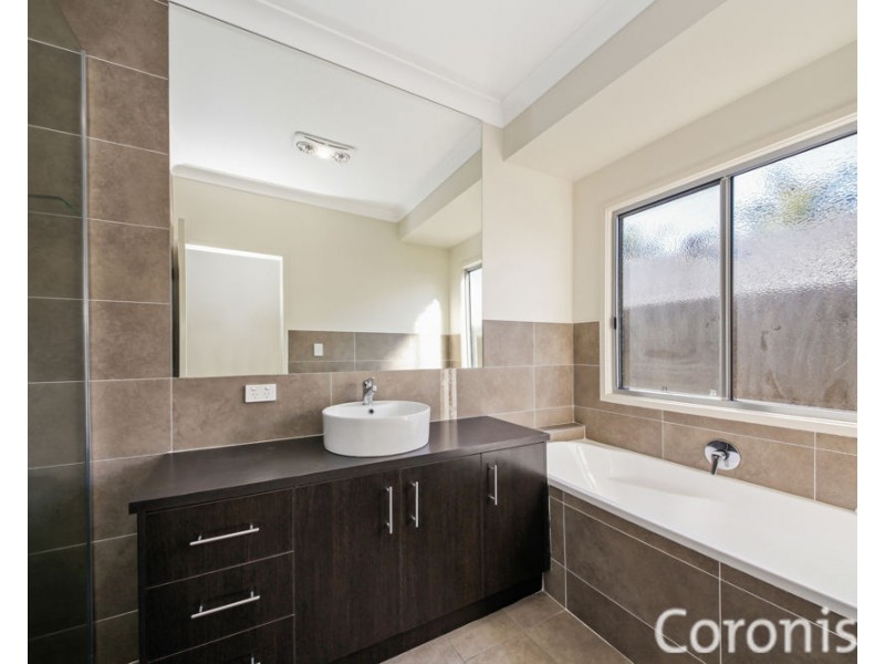 11 Karnak Court, Camira QLD 4300
