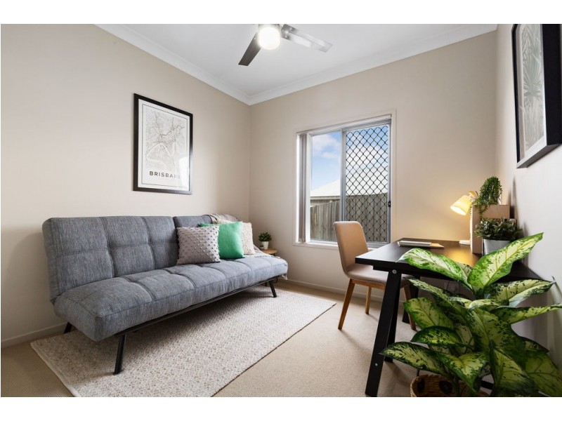 16 Escarpment Drive, Springfield QLD 4300