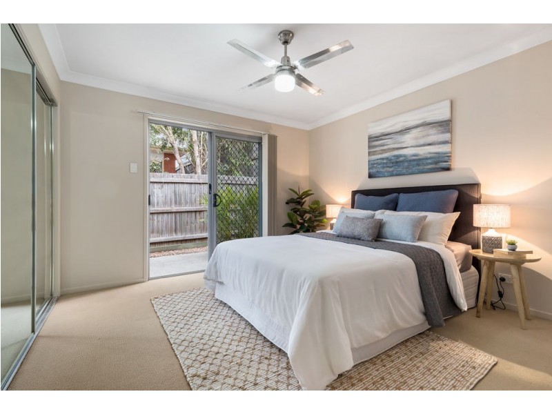 16 Escarpment Drive, Springfield QLD 4300