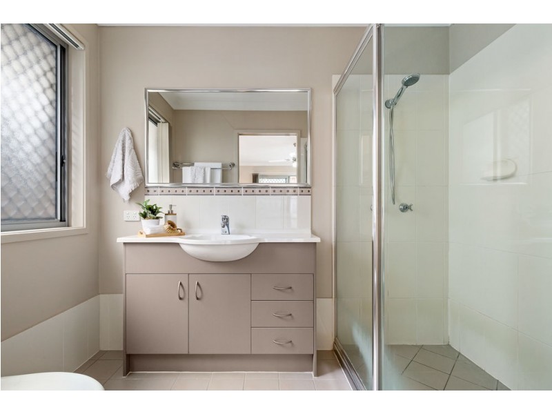 16 Escarpment Drive, Springfield QLD 4300