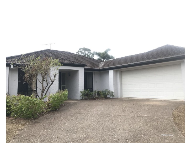 1 Carolina Parade, Forest Lake QLD 4078