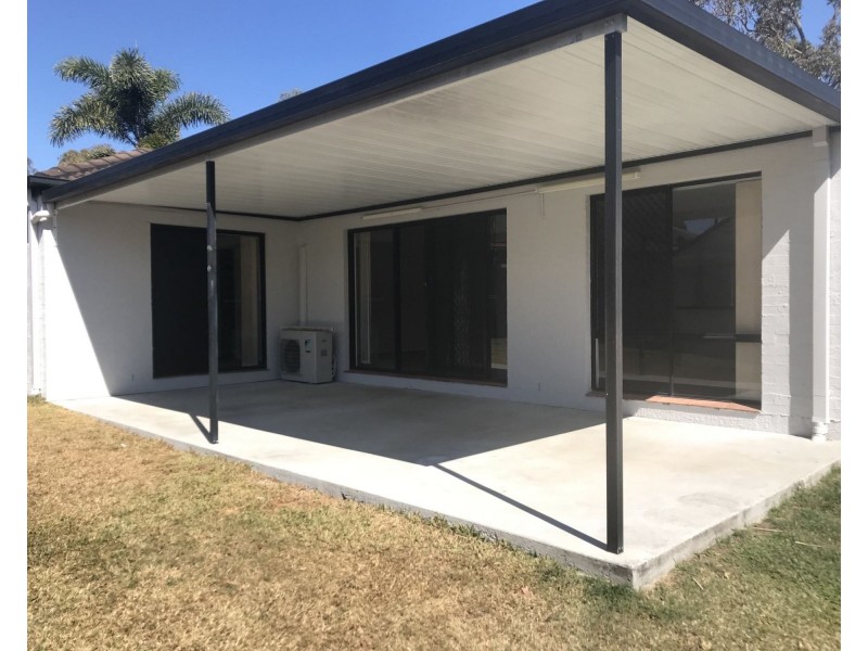 1 Carolina Parade, Forest Lake QLD 4078