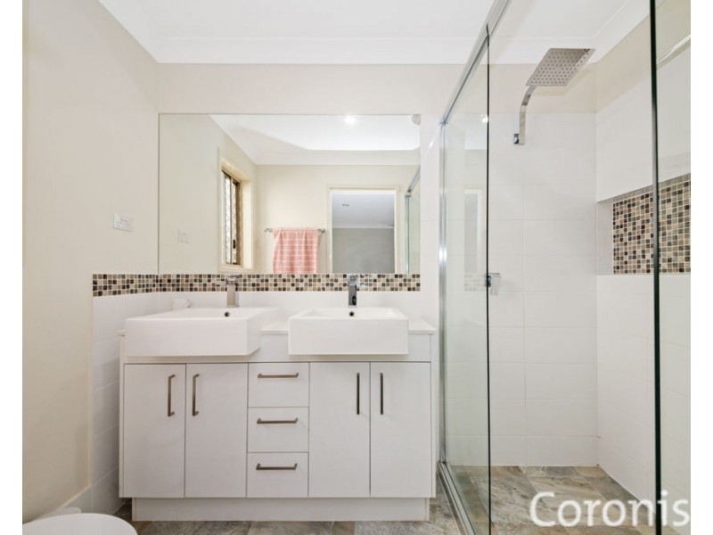 8 Capricorn Cres, Springfield Lakes QLD 4300