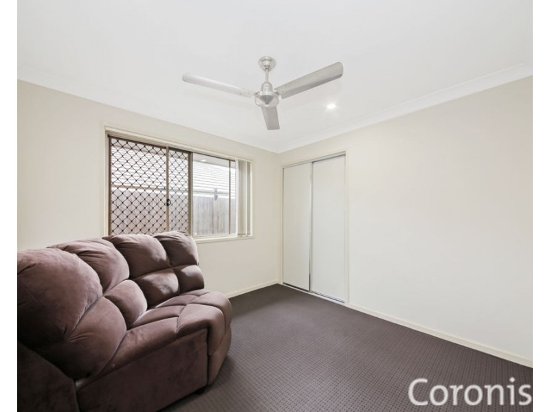 8 Capricorn Cres, Springfield Lakes QLD 4300